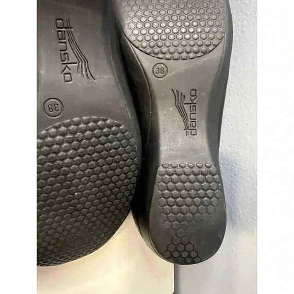 Dansko Clogs - Women's Size 8 - Picture 7 of 7